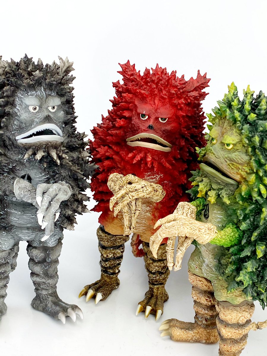 ガラモン3体！ 赤、緑、グレー？ X-PLUS 大怪獣シリーズ ウルトラQ