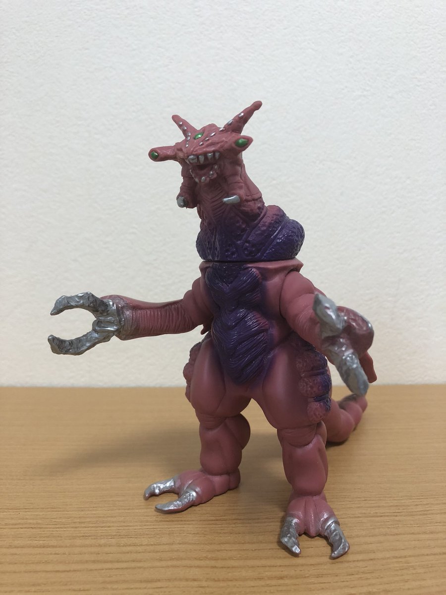 ウルトラ怪獣シリーズのクローンシルドロンです ザリーナ三怪獣で最後