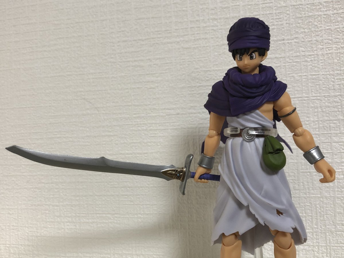 ドラゴンクエスト5の主人公を手に入れた。手持ち武器には杖も捨てが