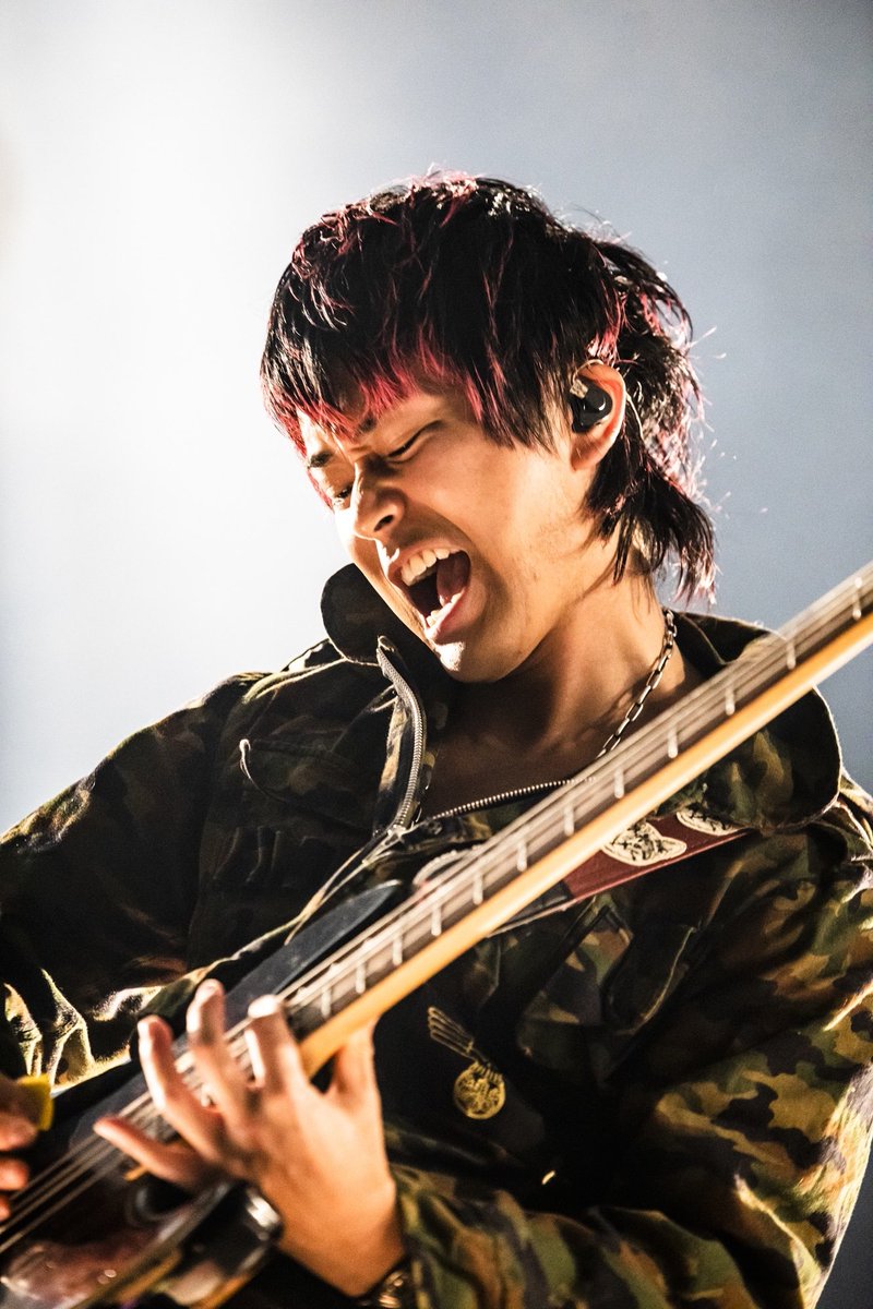 HAPPY BIRTHDAY🎂】 本日はSUPER BEAVERのリーダー、上杉研太