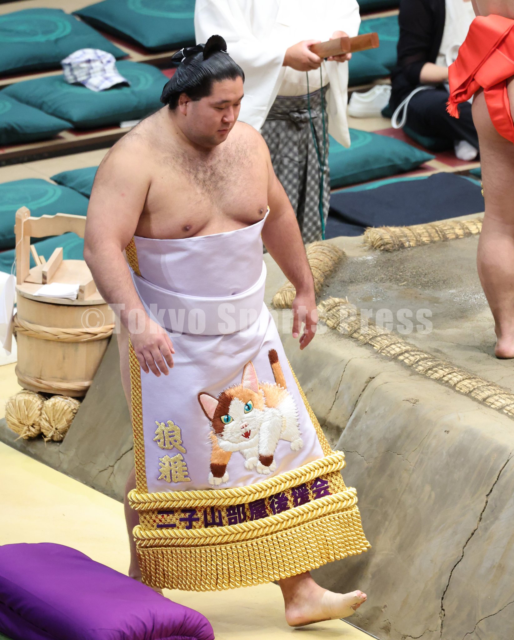 大相撲 狼雅 二子山部屋 浴衣 反物 リュックサック 大相撲 狼雅 二子山