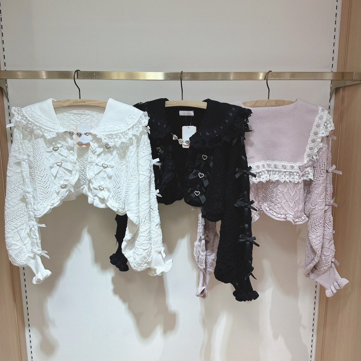 ❤︎ 𝐋𝐈𝐙 𝐋𝐈𝐒𝐀 近鉄Pass'e店 ❤︎ #クロップド透かしセーラー