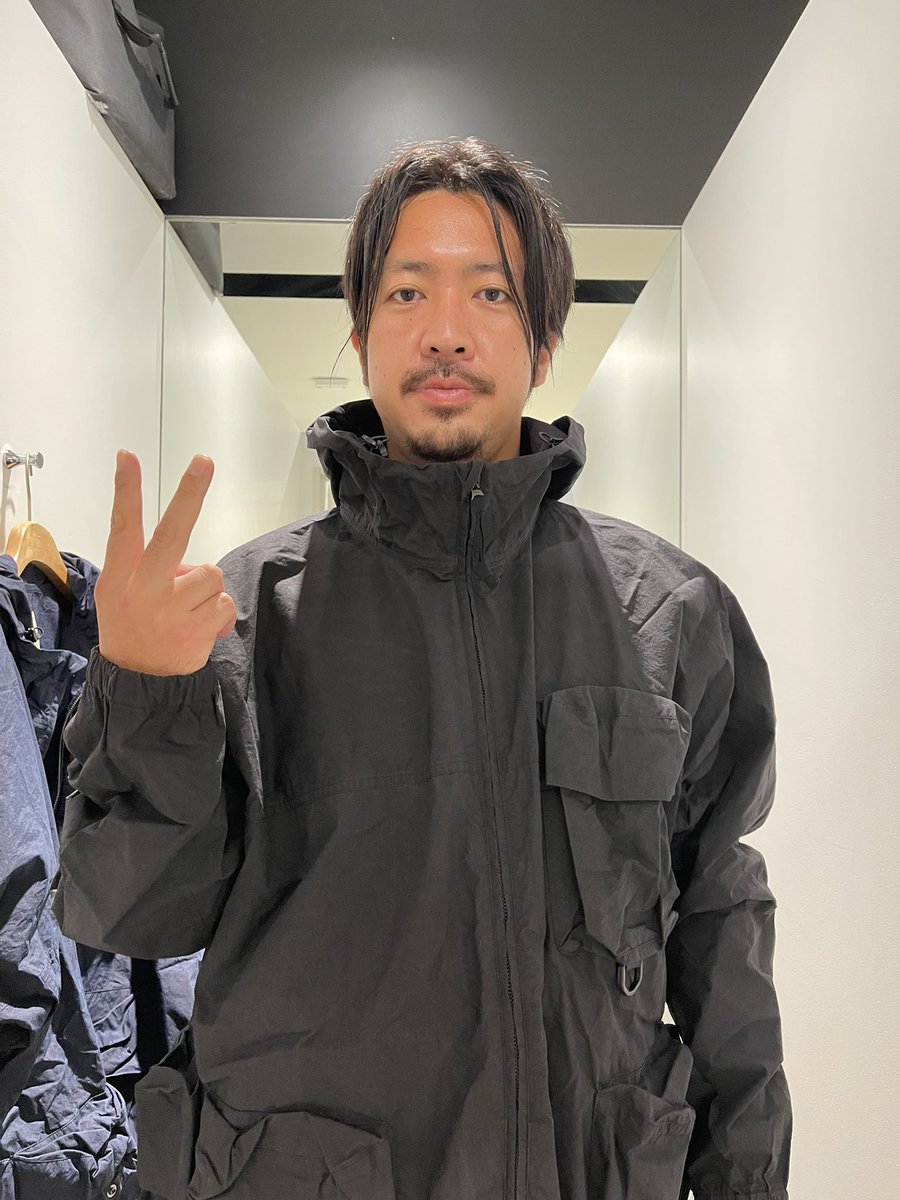 Snow Peak Indigo C/N Parka - Indigo- black . 映画『オアシス