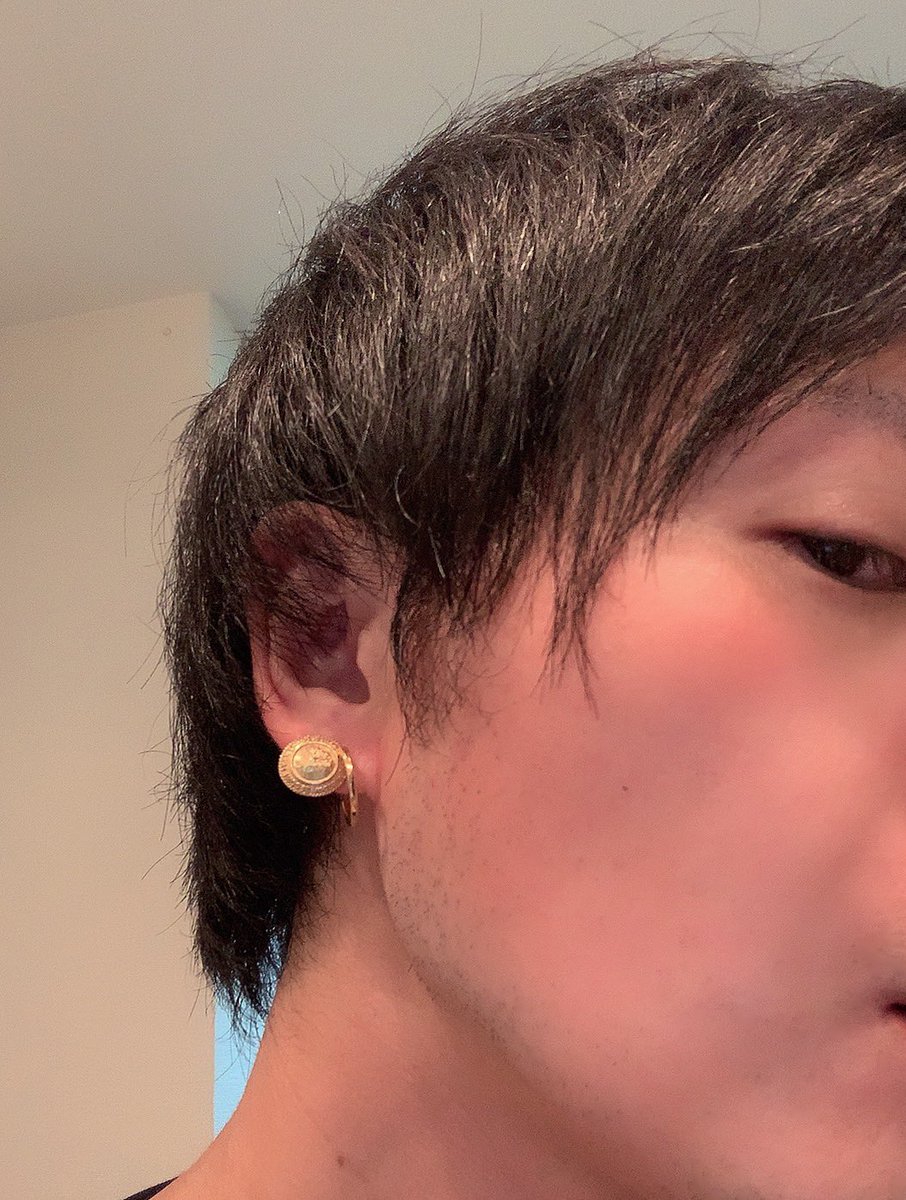 TAKUYA∞のピアス付けたーーーー！！！！🤣🤣🤣 めっちゃカッコいい