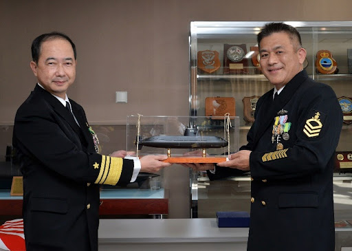 FHMzuXLaQAoW87n.jpg?format=jpg