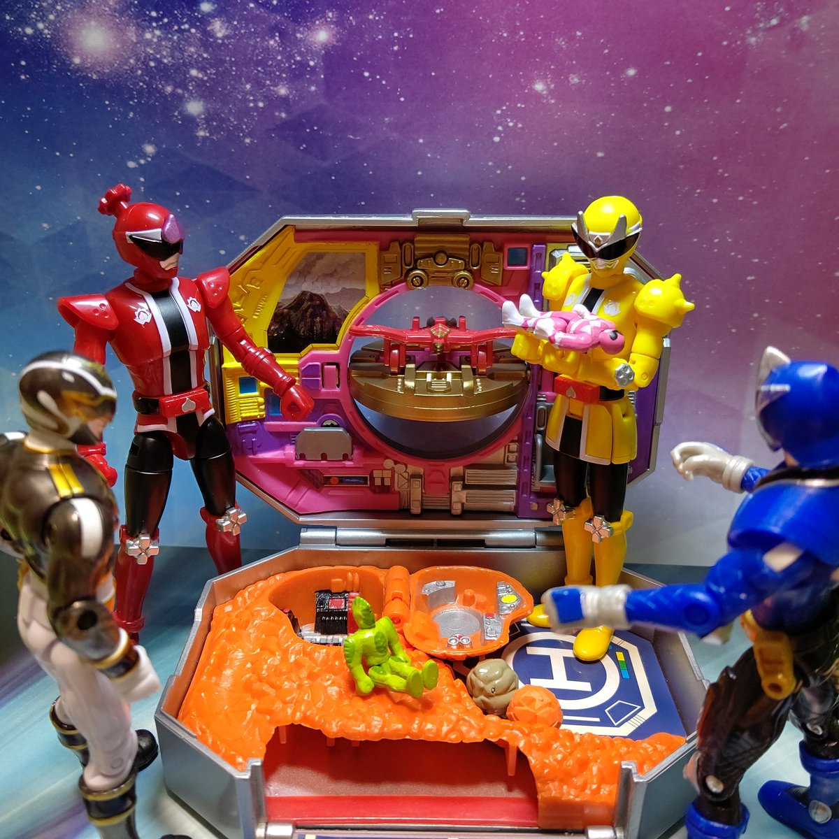 ピンクレンジャー マイクロモーフィンプレイセット】 暴太郎戦隊ドン