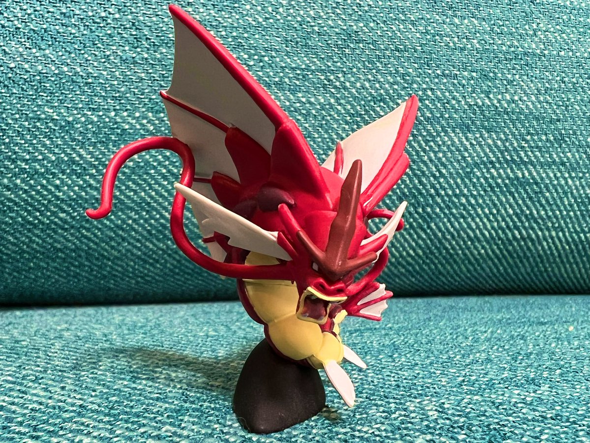 遂に！遂に見つけた✨ 色違いメガギャラドスのフィギュア‼️