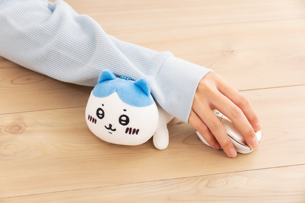 🌱新商品🌱 『てくびまくらぬいぐるみ』 （#ちいかわ／#ハチワレ