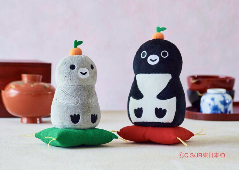 新年を迎えるしつらいとして【年賀ぐるみ・鏡餅風】はいかがでしょう