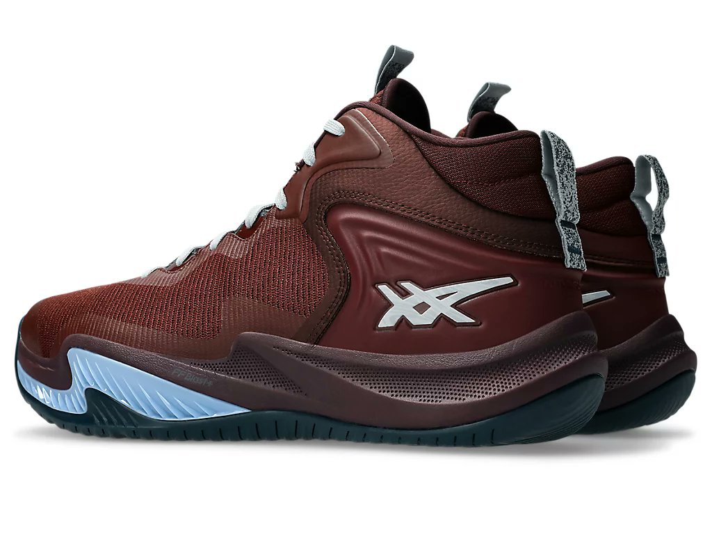 バッシュチェック。 渡邊雄太は今節も ASICS NOVA SURGE 3 このカラー