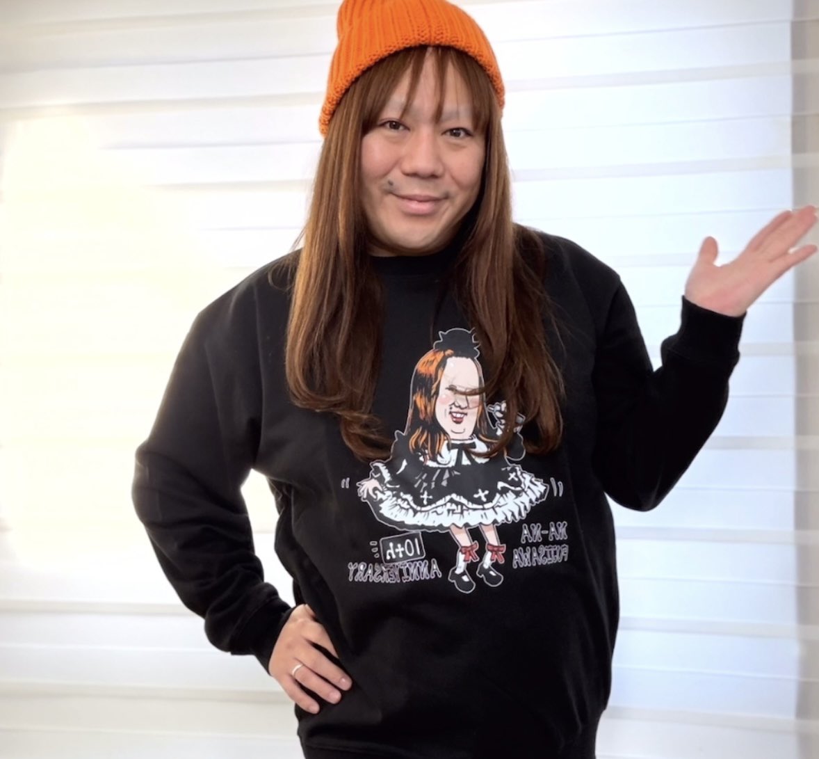 藤沢ななグッズ トレーナーどっちが好き？ #もんじょり #藤沢なな