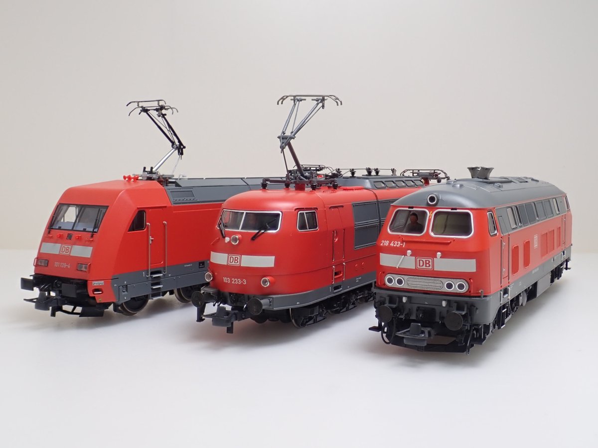 Models IMON渋谷店＞ ROCO DB 103 233-3 トラフックレッド入荷しました