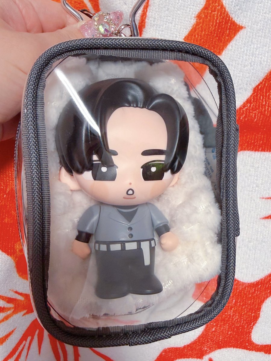 ソフビピッタリポーチみつけた🥹🖤 #すのチルソフビ