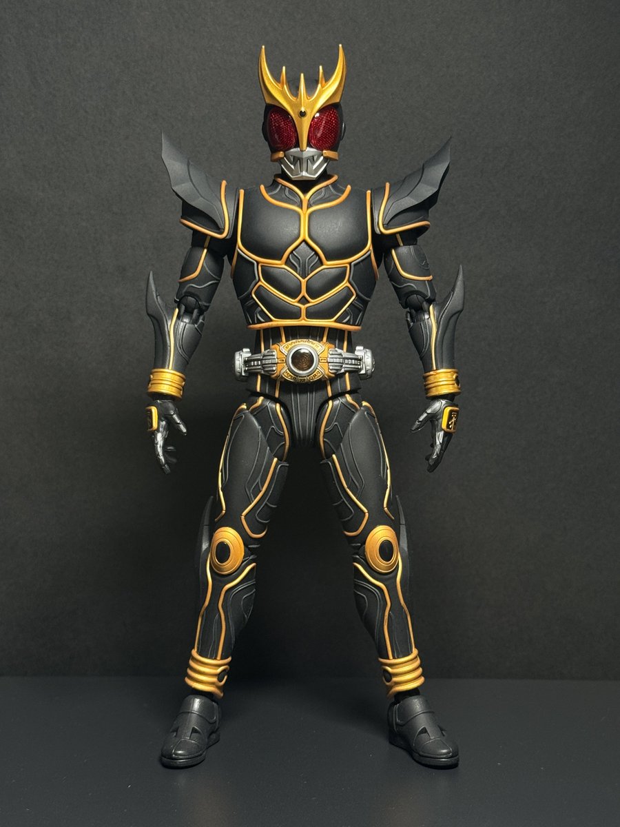 BLOKEES クウガ アルティメットフォーム 完成〜 血管塗りと艶消しした