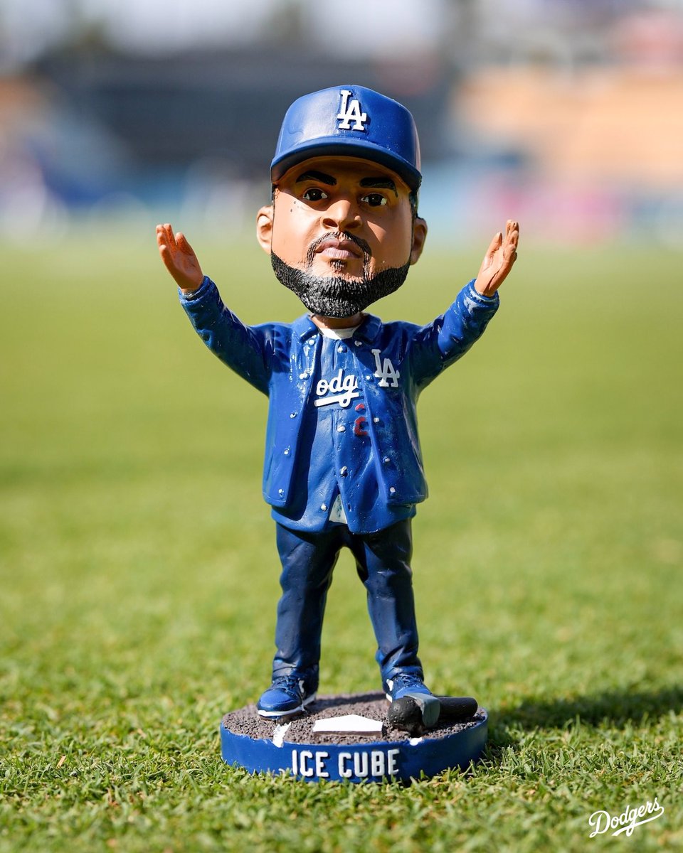 It's @icecube Bobblehead Night! Bow Down.