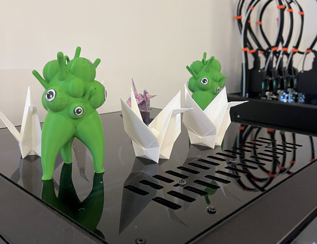 チェコ🇨🇿パビリオンで見た3Dプリンターで出来た、ミニミニレネが