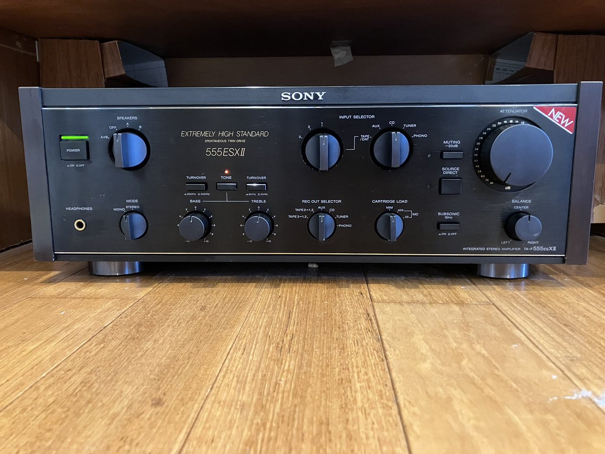 プリメインアンプ