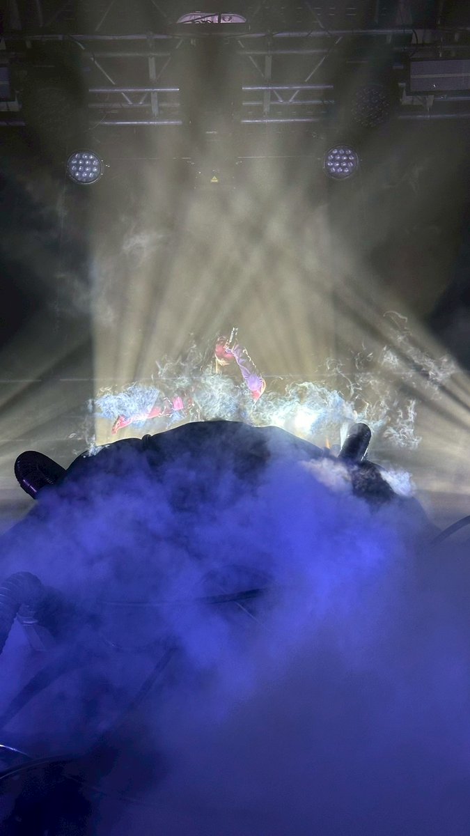 tohji T4L ポスター シルバーフレーム付き アリーナ冊子付き 値下げ