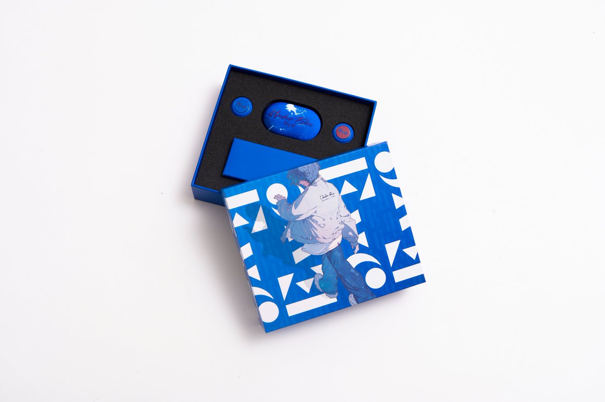 Under Blue アプリくじ ] 🏆 Eve賞 🏆 🔹UBオリジナルアウター UB