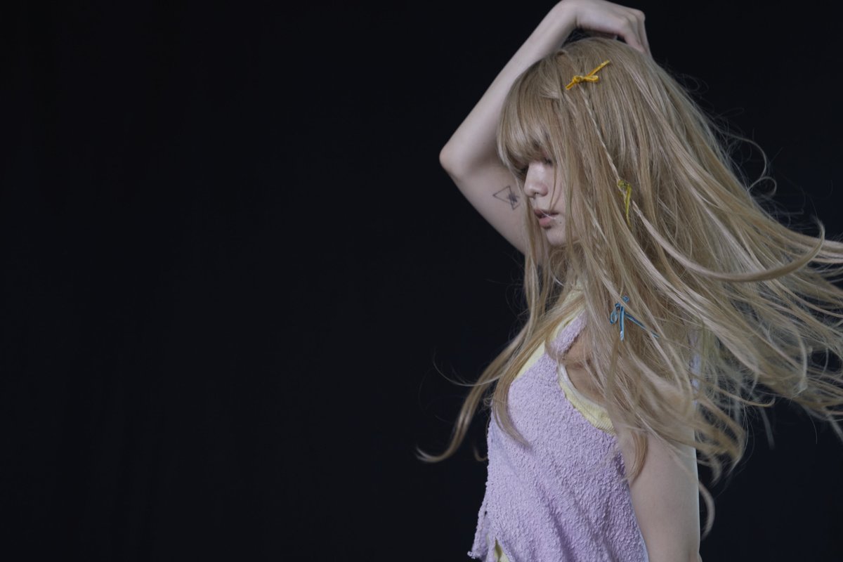 平手友梨奈 New Digital Single 「I'm human」 2025.8.26 Release