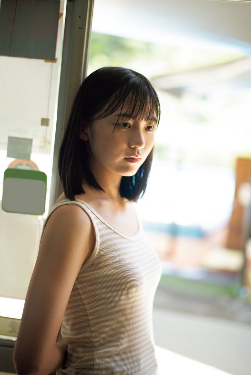 日向坂46正源司陽子、ほっそり二の腕際立つタンクトップ姿🤍 夏らしい