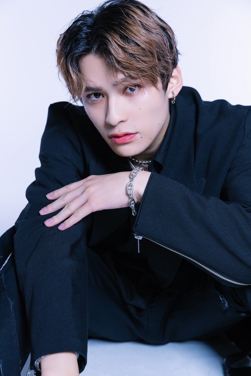 ONENONLY (ワンエンオンリー) ボーカル🎤 TETTA(関 哲汰