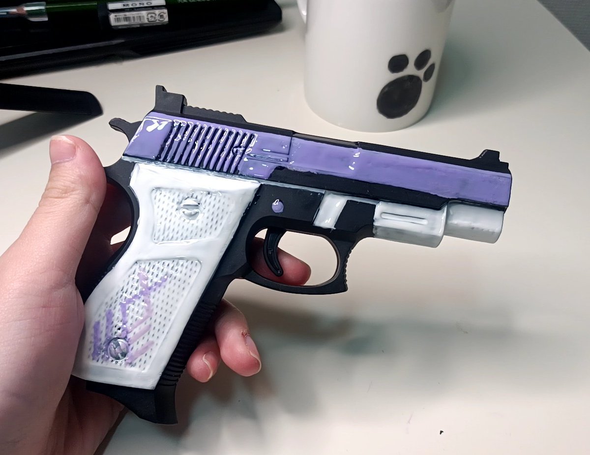 ブルアカの武器自作の話。 僕、Ktgohan先生が言ってた「女子高生が武器