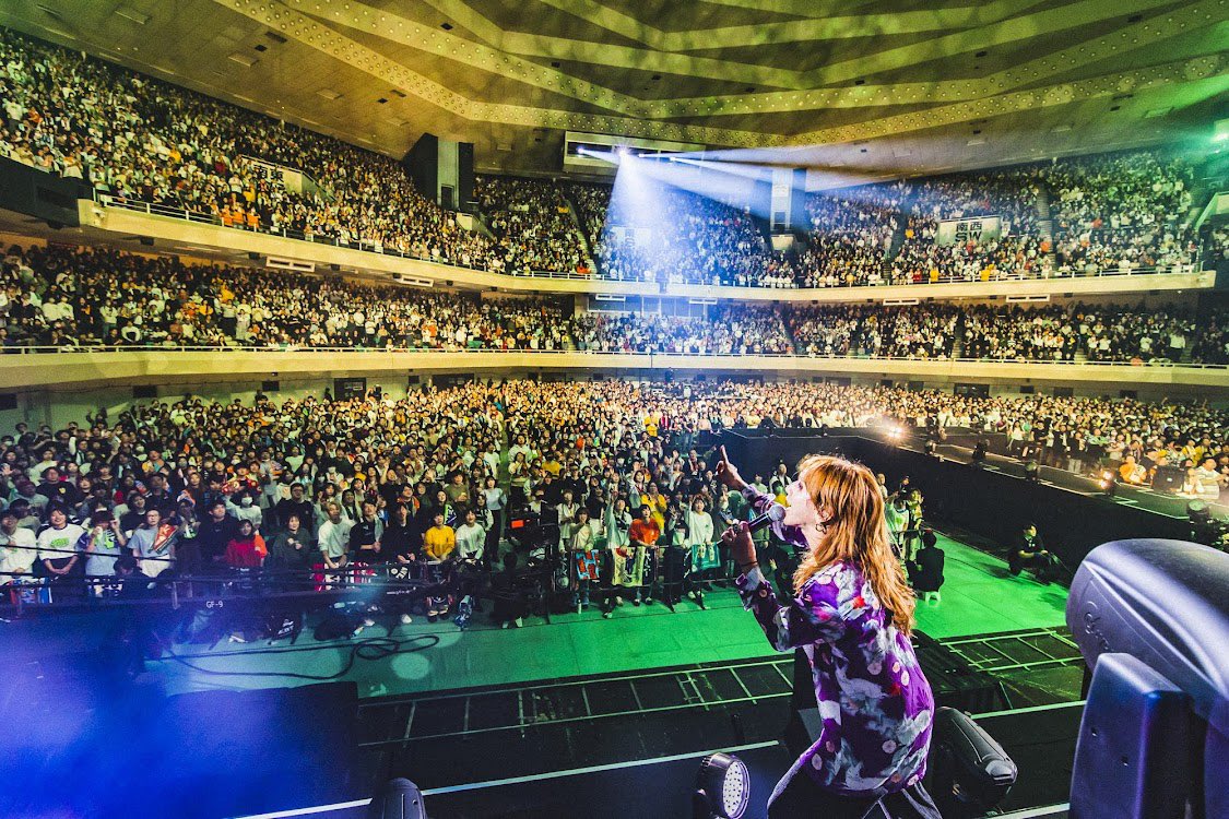 本日、日本武道館にオンステージ。 都会のラクダ TOUR。 日本武道館は