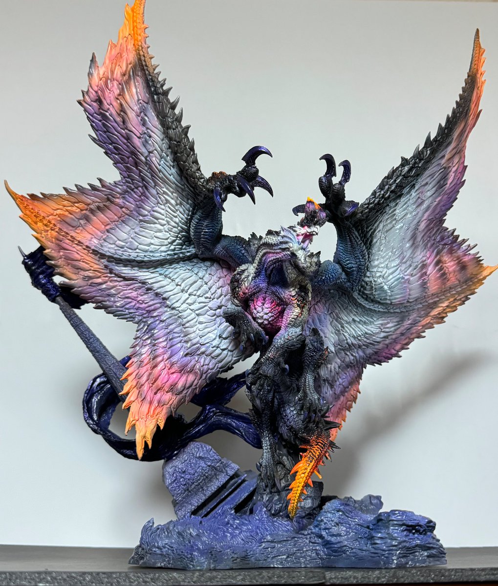 天廻龍シャガルマガラフィギュア 箱無し イーカプコン |カプコン