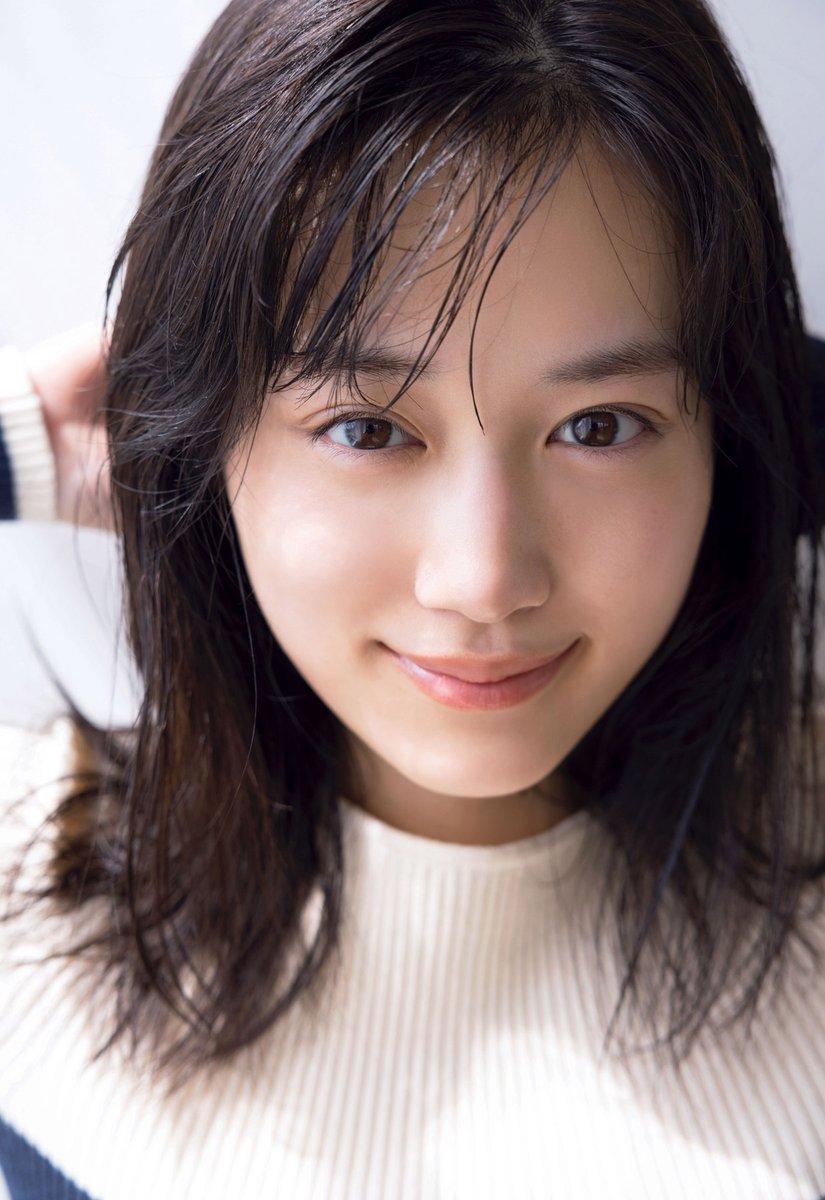 乃木坂46山下美月2nd写真集『ヒロイン』【公式】4月23日発売