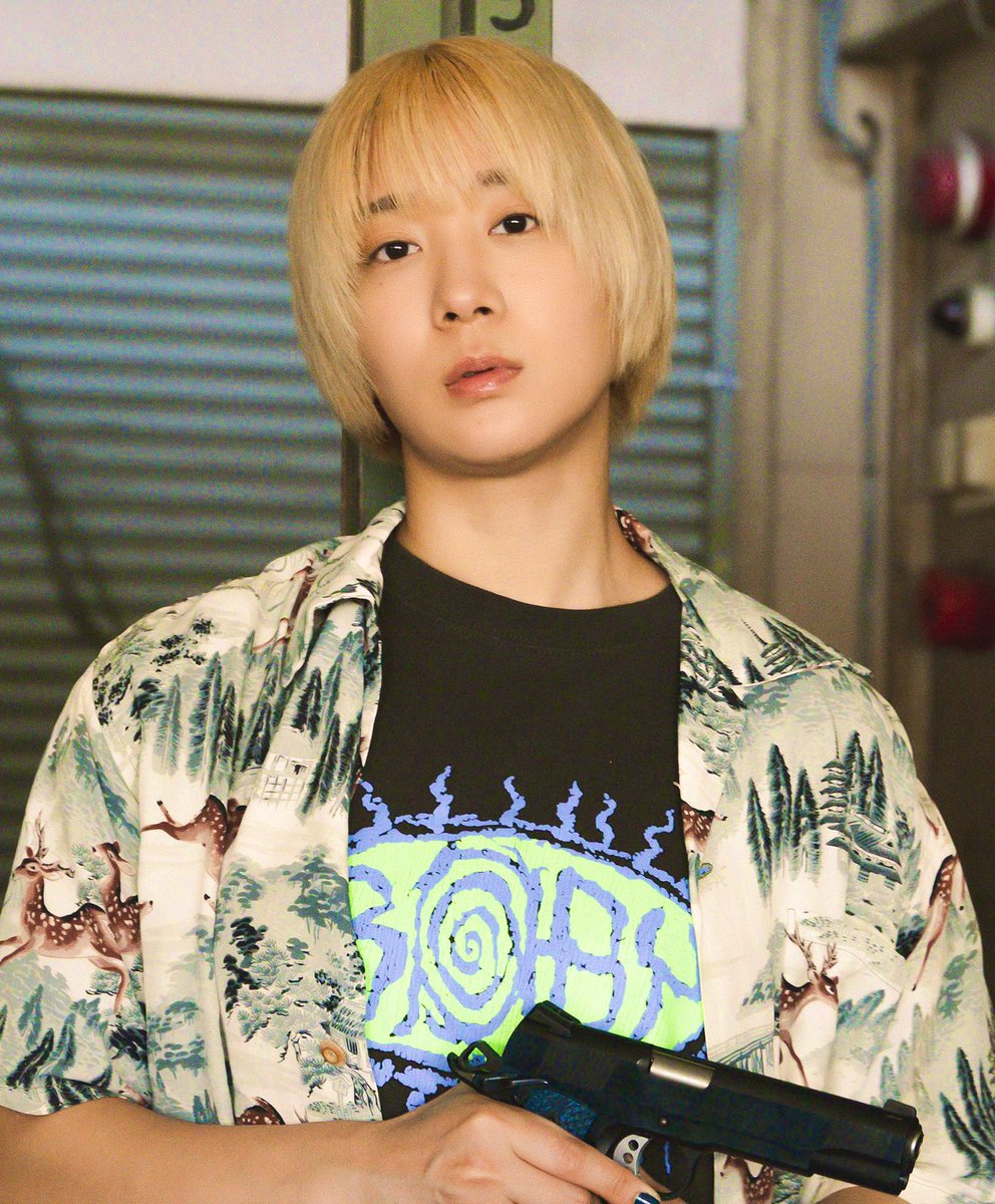 SHISHAMOさんもライブで着用してたし通販で販売していただきたい