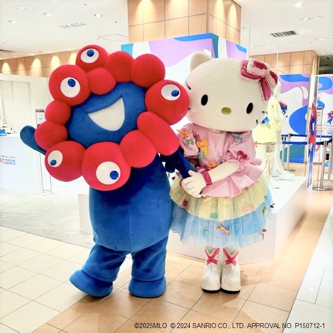 サンリオキャラクターズ とのコラボグッズはもうご覧になりましたか