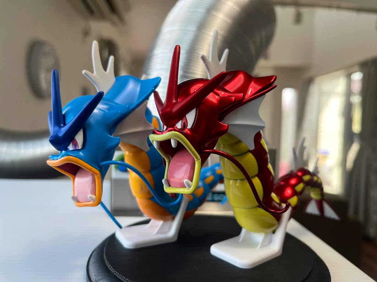 ギャラドス 完成品 黄金進化キャンディグラデ塗装【一点物】ポケプラ