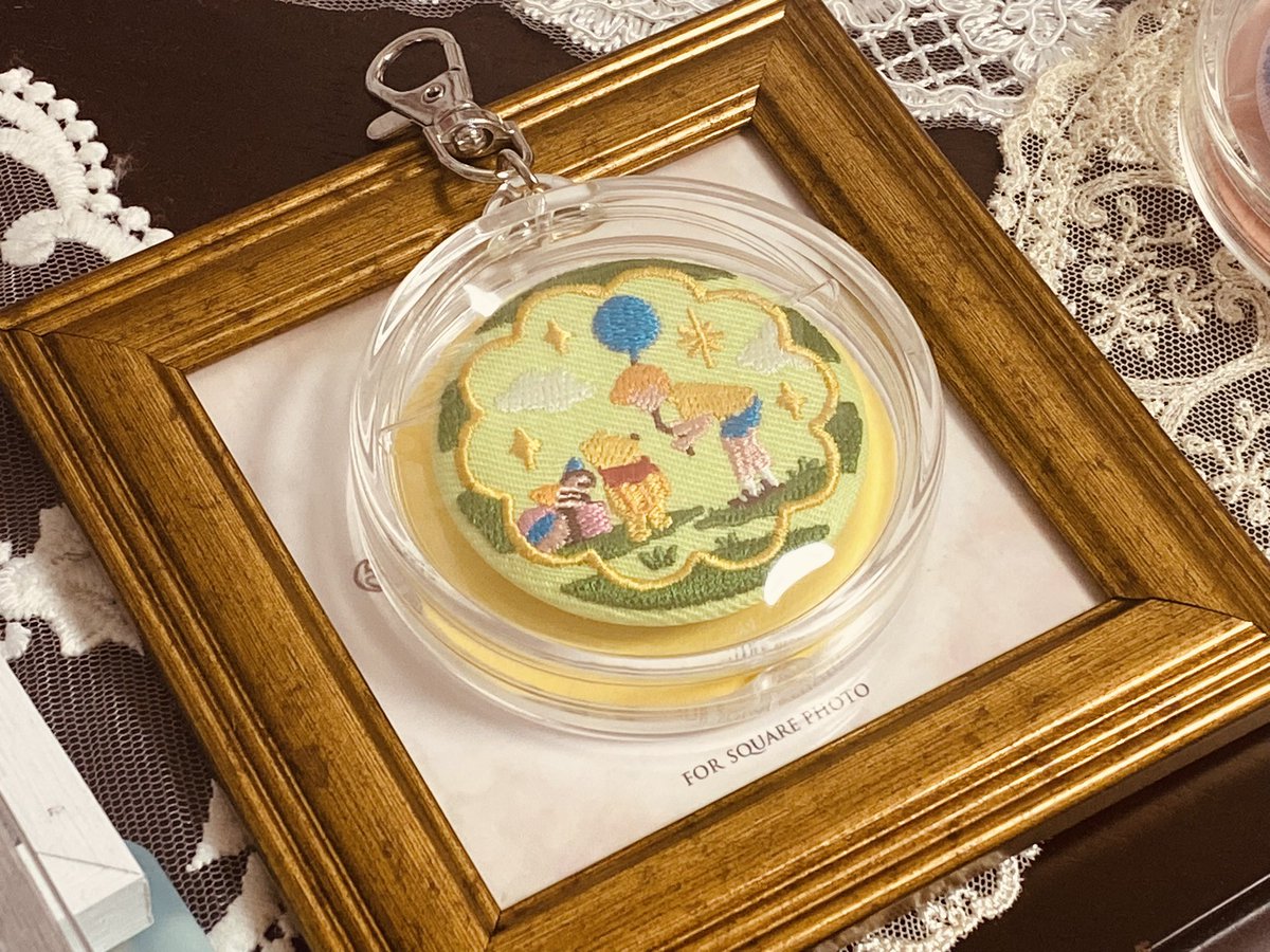 ディズニー刺繍缶バッジアレンジ キーフォルダーにしてキズつけない