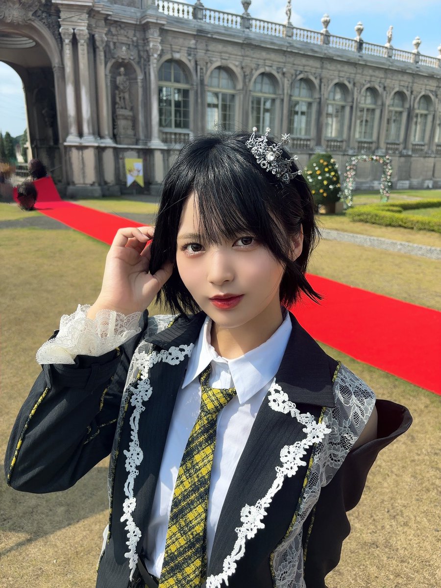 ≒JOY 2ndシングル表題曲 『初恋シンデレラ』 MVが公開になりました