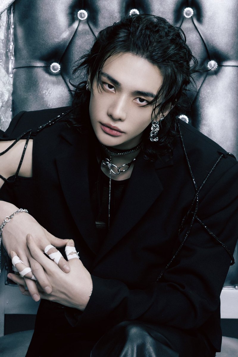 GZcmeJ2b0AAlJhb.jpg?format=jpg