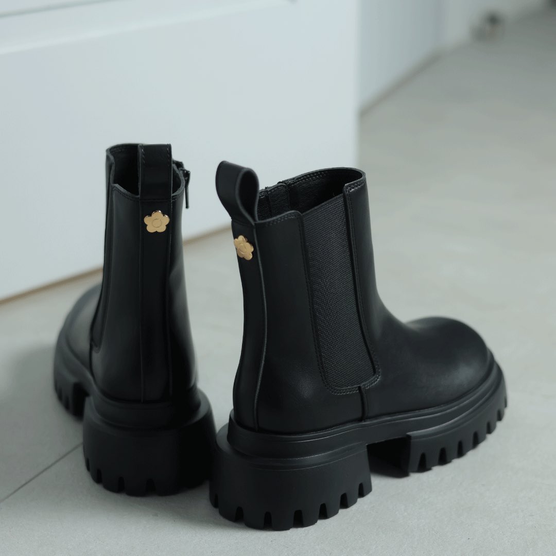 サイドゴアブーツ ブラック 厚底 マリクワ