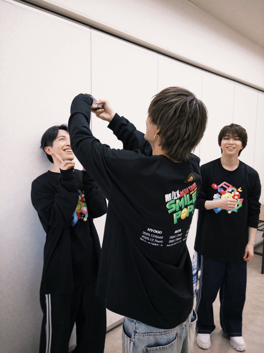 第5弾 吉田仁人を撮っているのは? 撮り合いトレカのオフショットを