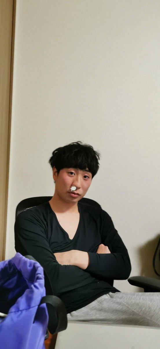 そだよ。余裕で既婚