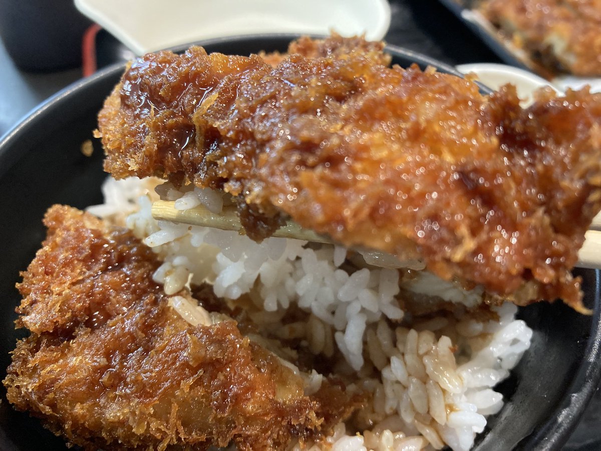 定期】 #にわとりの日🐓