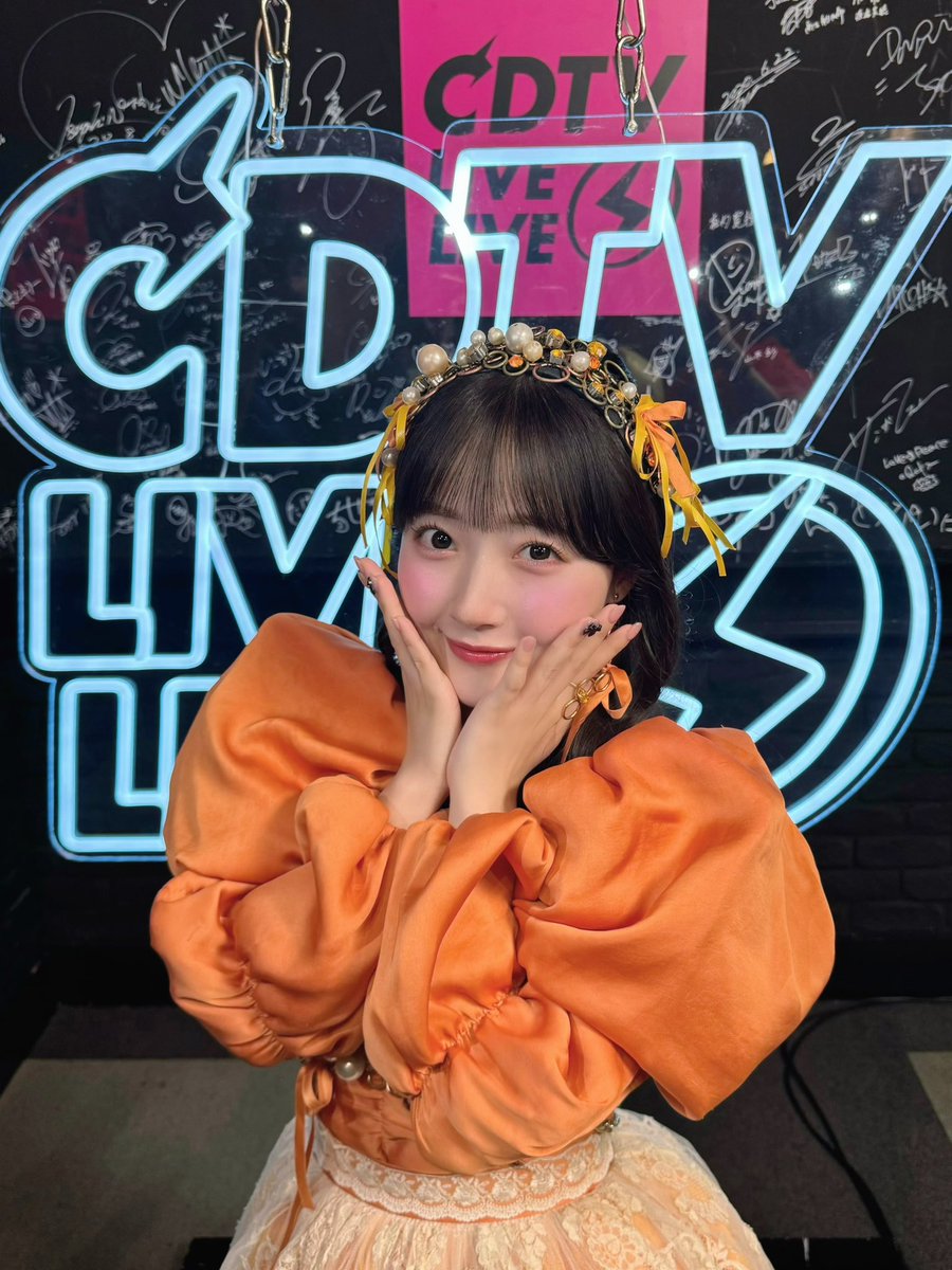 CDTVライブライブ @TBSCDTV ⚡️🩷 #CUTIESTREET オレンジ色担当 川本
