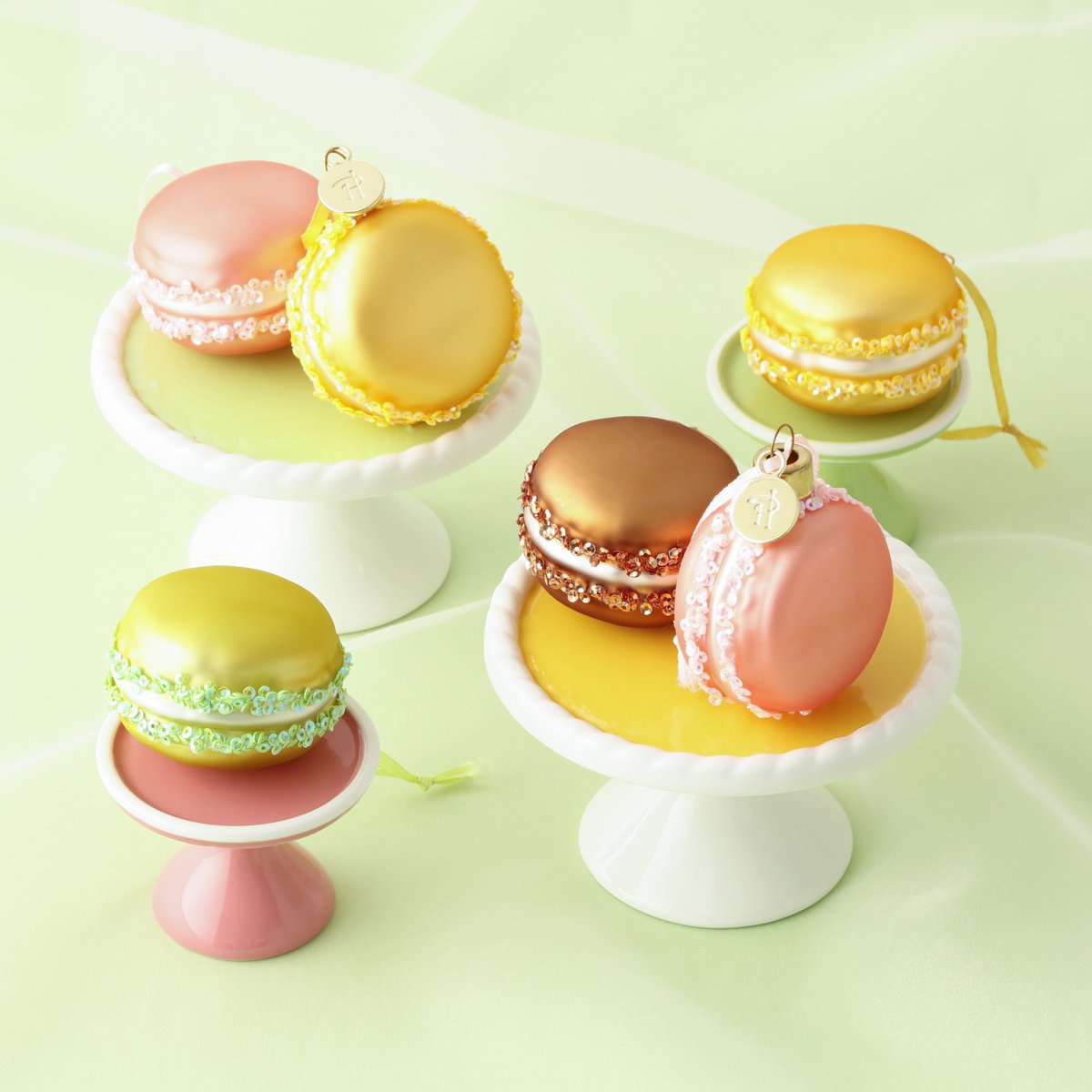 ピエール・エルメ・パリを代表する マカロンを再現したオーナメント