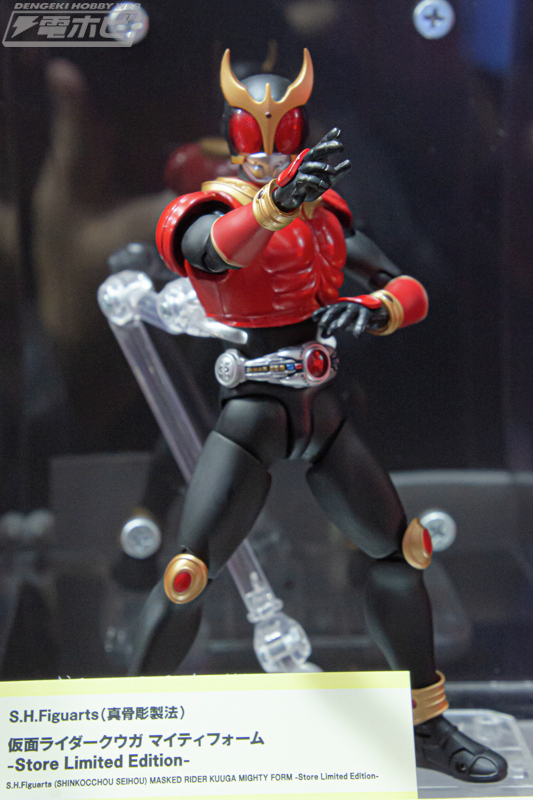 S.H.Figuarts(真骨彫製法) 仮面ライダークウガ マイティフォーム
