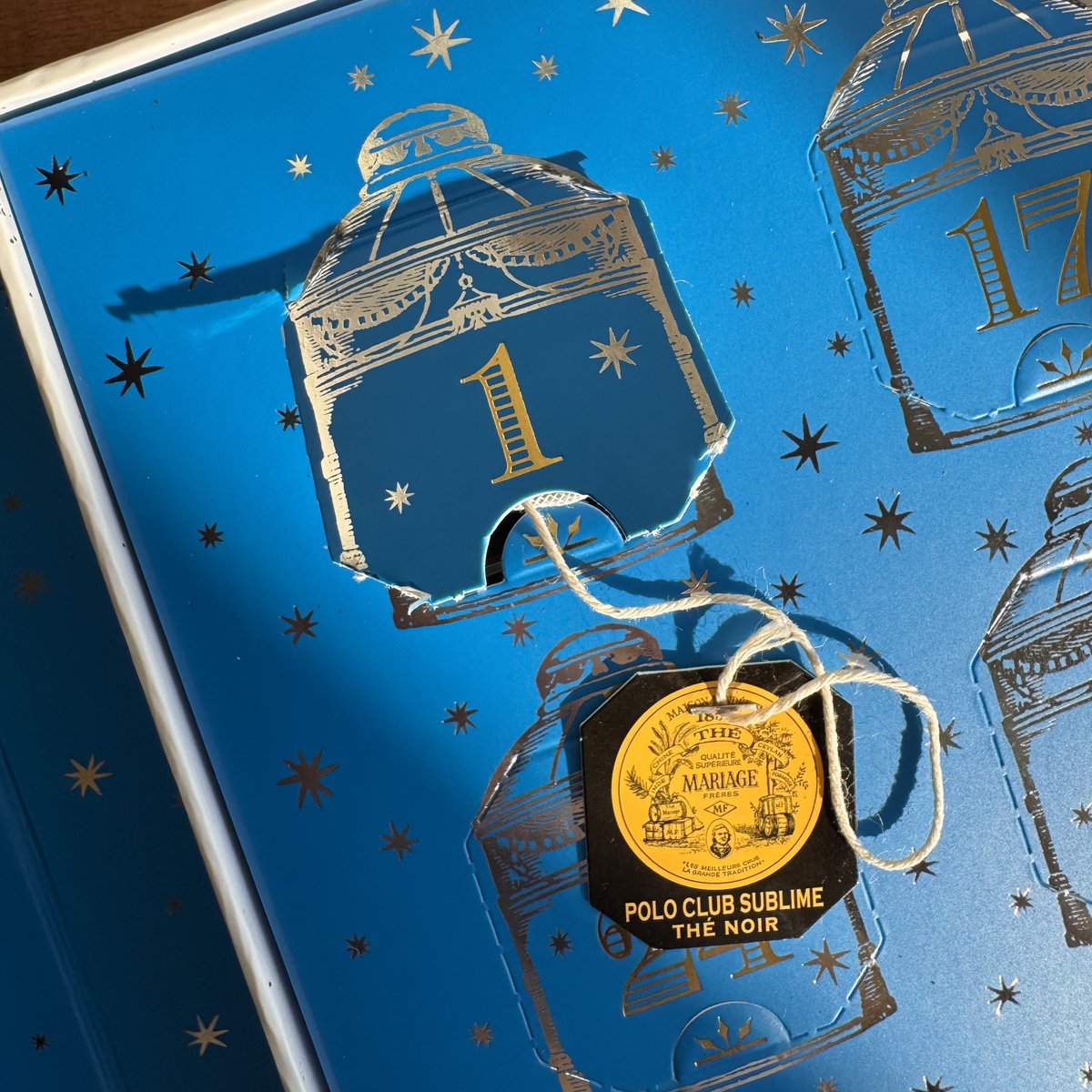 マリアージュフレールのアドベントカレンダー2024（ノエル ロワイヤル