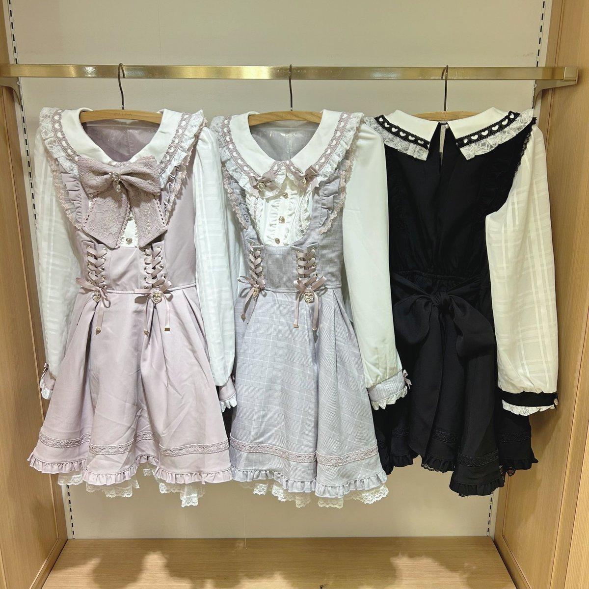 ❤︎ 𝐋𝐈𝐙 𝐋𝐈𝐒𝐀 近鉄Pass'e店 ❤︎ #ハート衿プリーツフリル