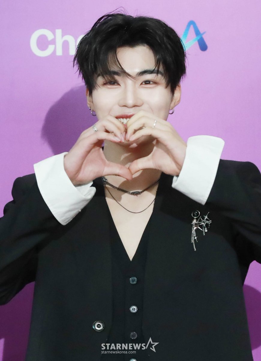 ゼベワン 即購入⭕️ パジャマ ZB1 ゴヌク