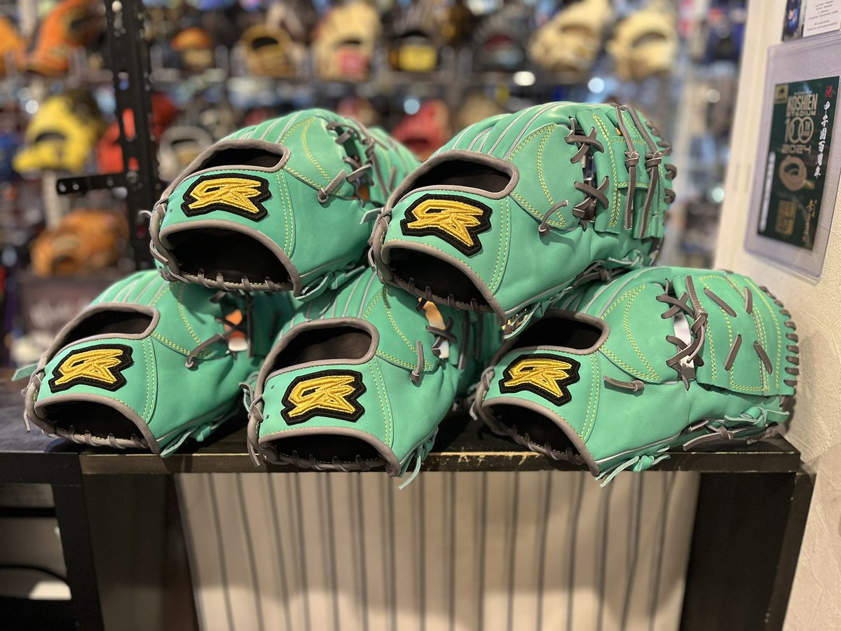 お久しぶりです❗️カエルさん🐸 #GSグローブ 軟式仕様入荷しました