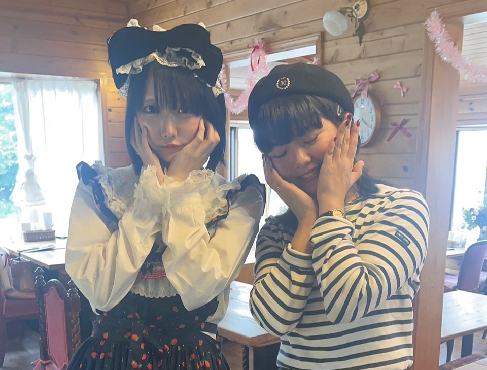 モモコハウスにあのちゃんいらしてたんだ🥹🥹🥹 瑠璃さんがお会いでき