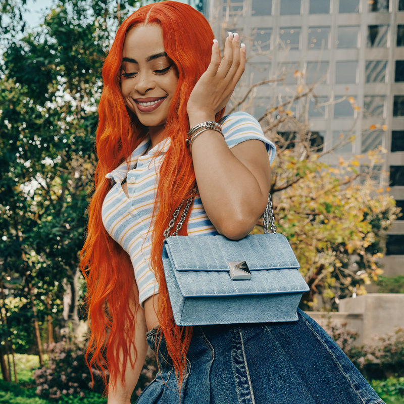 アイス・スパイスが登場する2025年春夏キャンペーンがローンチ