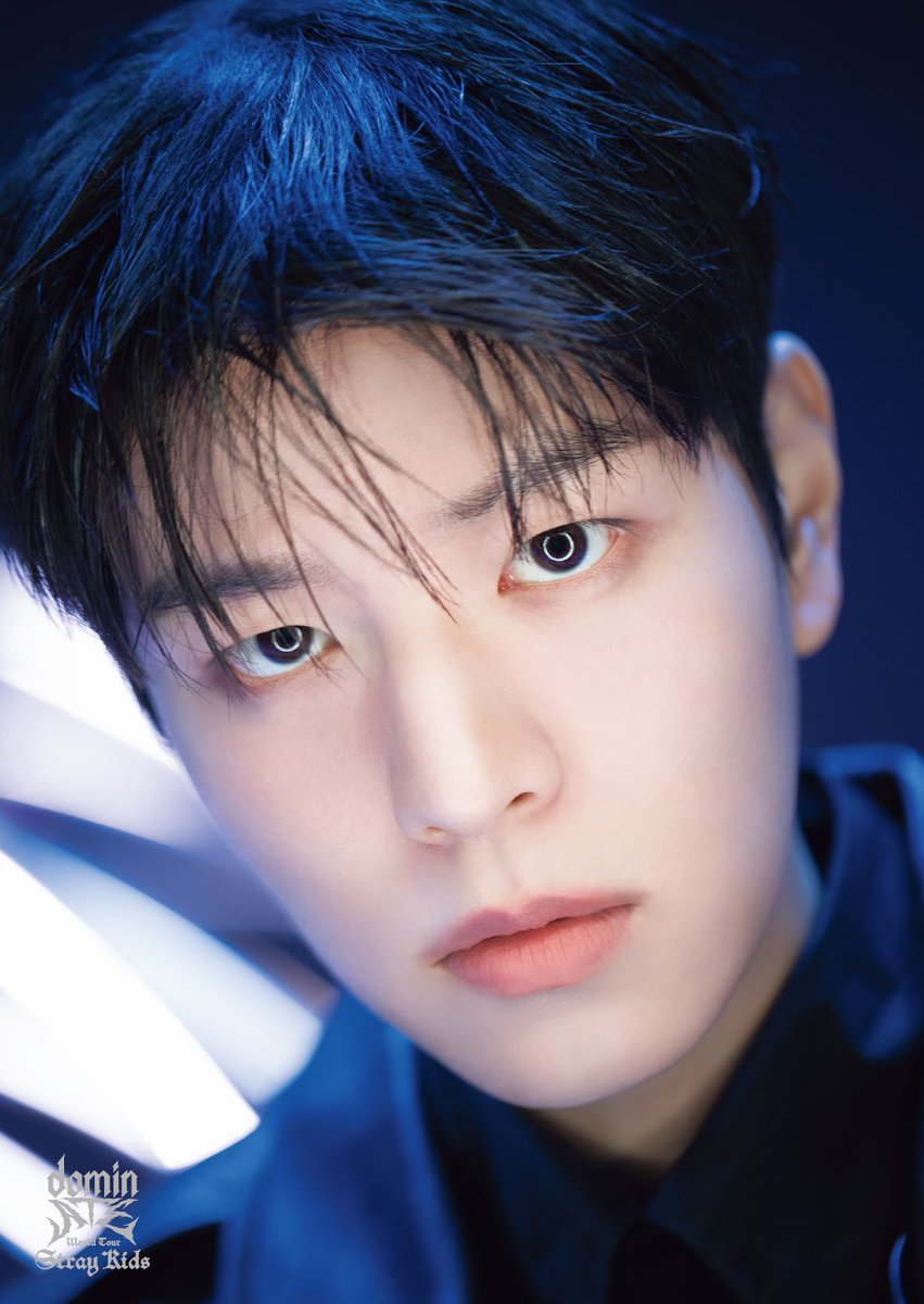 スキズ My Pace サノク(180811) 生写真 スンミン ♥️🐶ONEちゃん🐶♥️ | スンミンの白スーツ🥹❤️ シャツ青の